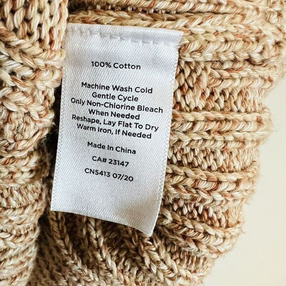 Talbots Sweater Women Size L Cowl Neck Cable Knot Gold Button Pink Cream - Picture 6 of 7